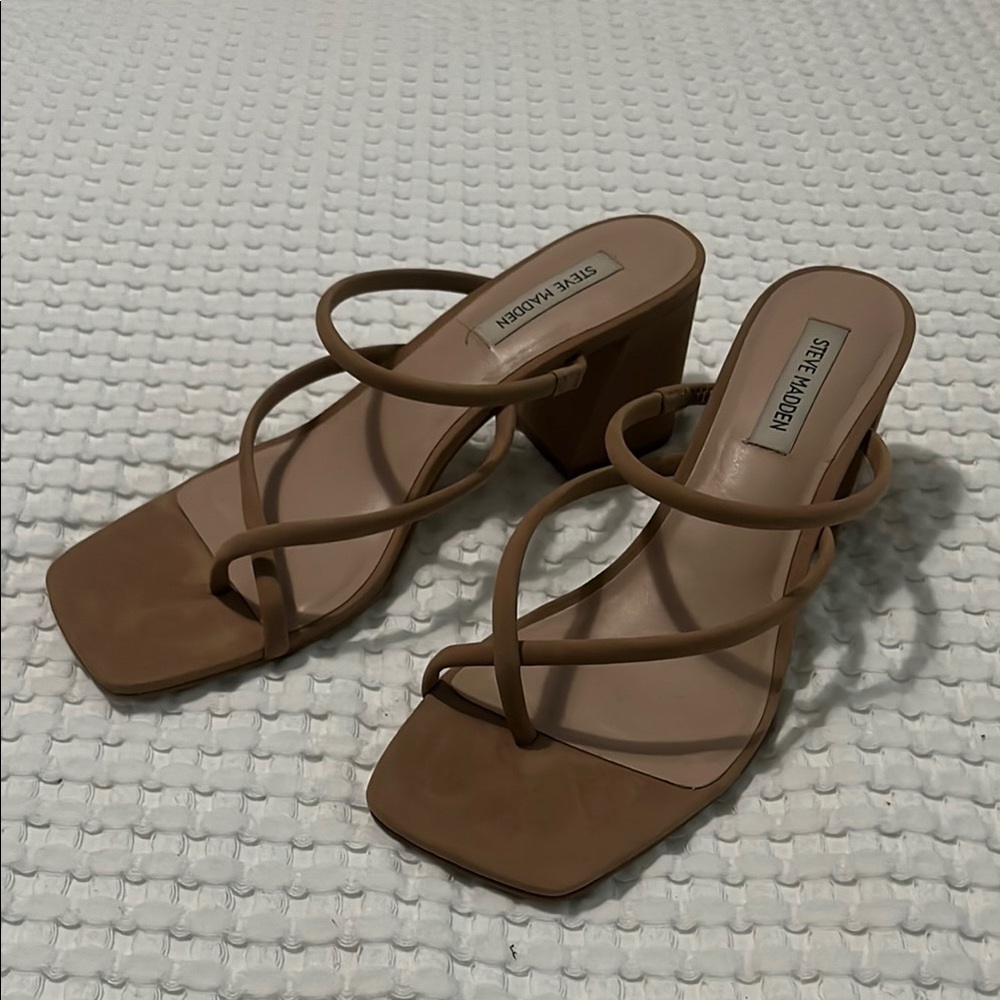Steve Madden Tan Strappy Block Heels